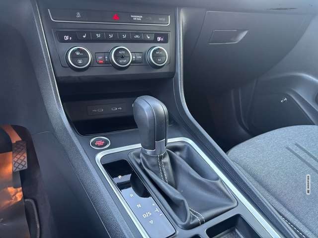 Seat Ateca Style*DSG*KAMERA*AHK*NAVI*BEATS*CARPLAY*ViCo.*LED
