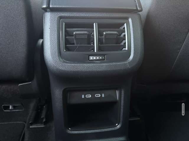 Seat Ateca Style*DSG*KAMERA*AHK*NAVI*BEATS*CARPLAY*ViCo.*LED