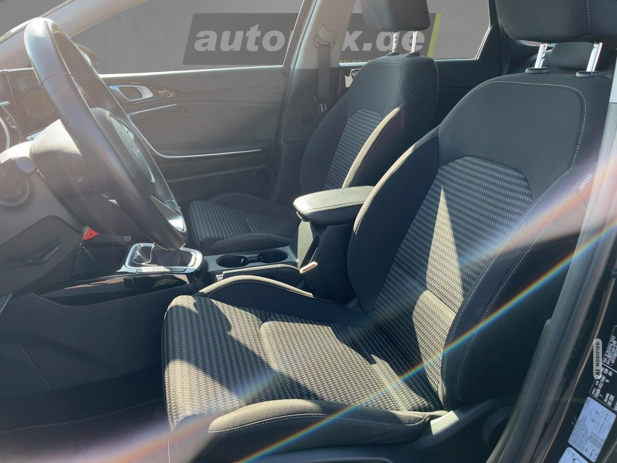 Kia cee'd / Ceed ceed Sportswagon 1.0 T-GDI  Vision Navi,SHZ,PDC