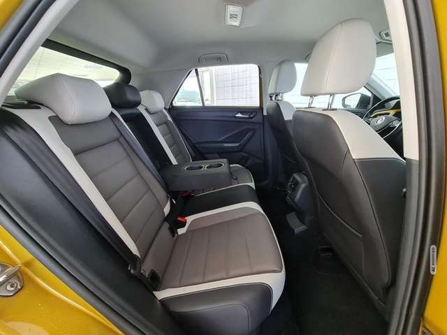Volkswagen T-Roc Style, 1.Hand, unfallfrei, Kamera, Navi, Standh...