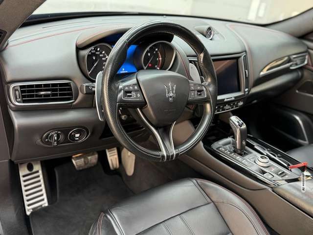 Maserati Levante GranSport Diesel 3.0 D |H&K|MATRIX|PANO|