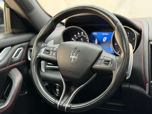 Maserati Levante GranSport Diesel 3.0 D |H&K|MATRIX|PANO|