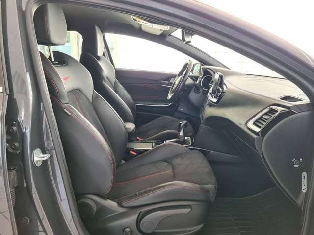 Kia pro_cee'd / ProCeed GT, unfallfrei, LED, Kamera, Navi,AHK,Kia Garantie