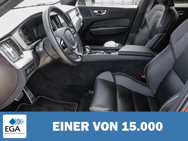 Volvo XC60 R Design Recharge Plug-In Hybrid AWD T8 Twin Engine EU6d AHK Navi Digitales