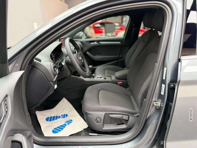 Audi A3 30 TDI basis 1.6 TDI|PDC|KLIMA|SHZG|NAVI|LM