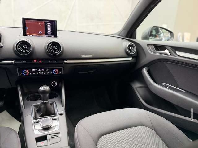 Audi A3 30 TDI basis 1.6 TDI|PDC|KLIMA|SHZG|NAVI|LM
