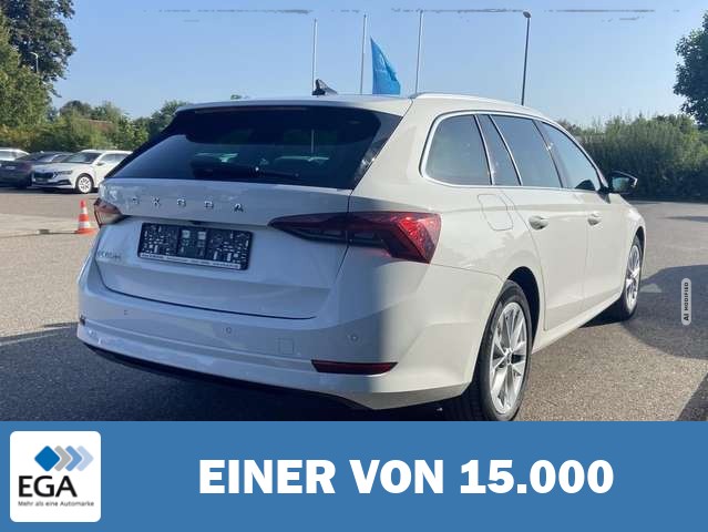 Skoda Octavia Combi 2.0 TDI STYLE AHK+PANORAMA+HEAD-UP