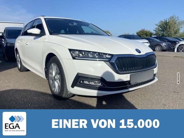 Skoda Octavia Combi 2.0 TDI STYLE AHK+PANORAMA+HEAD-UP