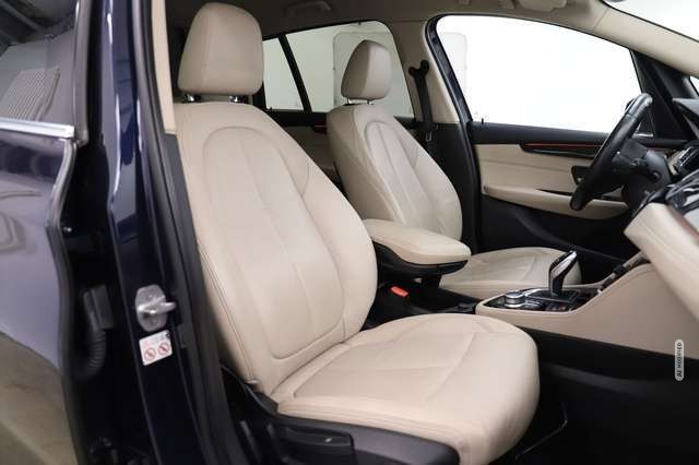 BMW 218 1.5 140PS Automatik Luxury Line