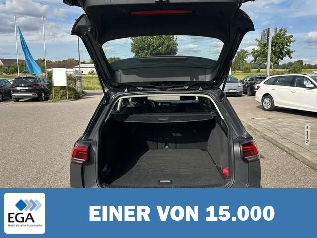 Volkswagen Golf Variant 2.0 TDI DSG STYLE APP-CONNECT+ACTIV