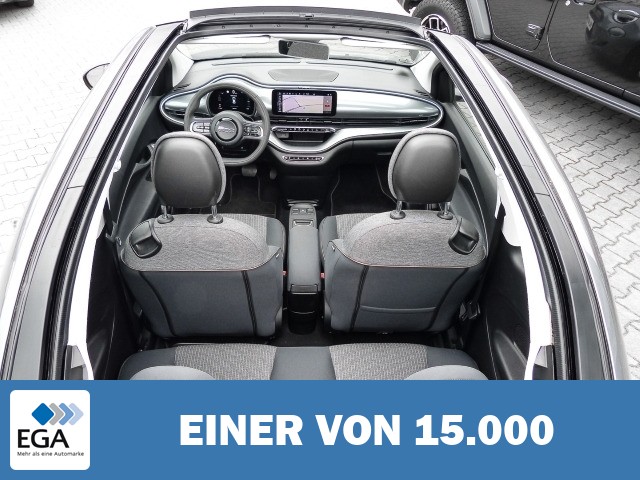 Fiat 500e e Icon Navi Digitales Cockpit Apple CarPlay Android Auto Klimaautom