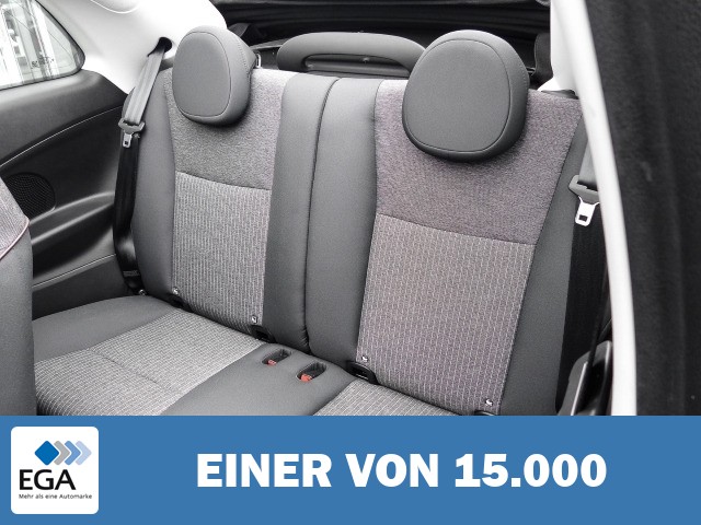 Fiat 500e e Icon Navi Digitales Cockpit Apple CarPlay Android Auto Klimaautom