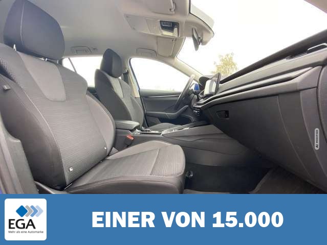Skoda Octavia Combi 2.0 TDI DSG Ambition SMART-LINK+VI