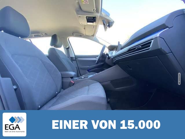 Volkswagen Golf Variant 1.5 TSI DSG STYLE APP-CONNECT+ACTIV