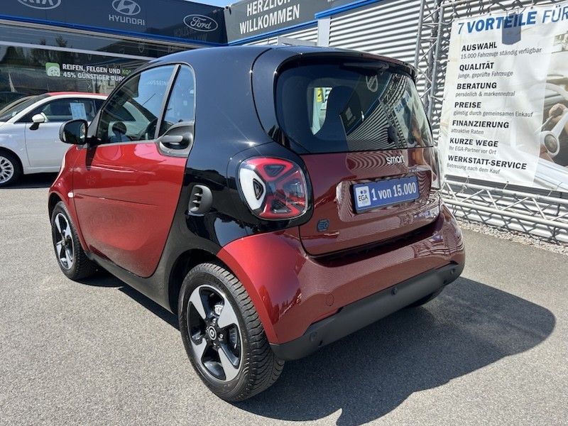 Smart ForTwo EQ EXCLUSIVE PANORAMA KLIMA*SHZG*SMART-LINK*R-CAM 