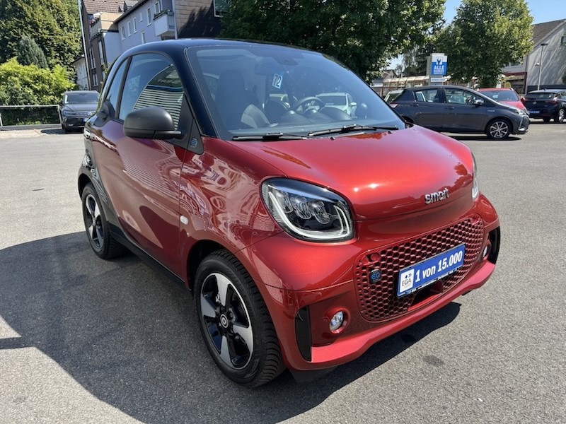 Smart ForTwo EQ EXCLUSIVE PANORAMA KLIMA*SHZG*SMART-LINK*R-CAM 
