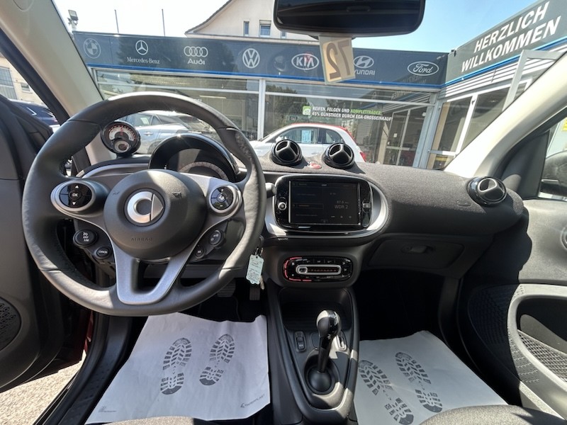 Smart ForTwo EQ EXCLUSIVE PANORAMA KLIMA*SHZG*SMART-LINK*R-CAM 