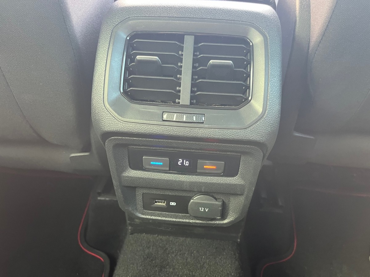 Volkswagen Tiguan 2.0 TDI EU 6d ACC NAVI SITZHZG LED R-KAMERA