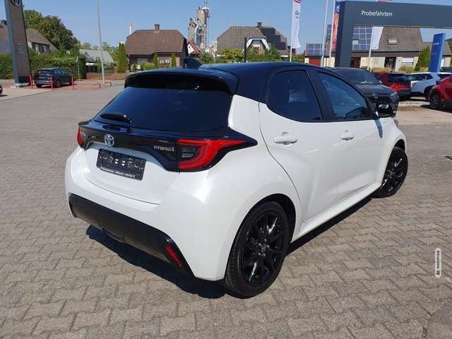 Toyota Yaris Hybrid 1.5 VVT-i Style