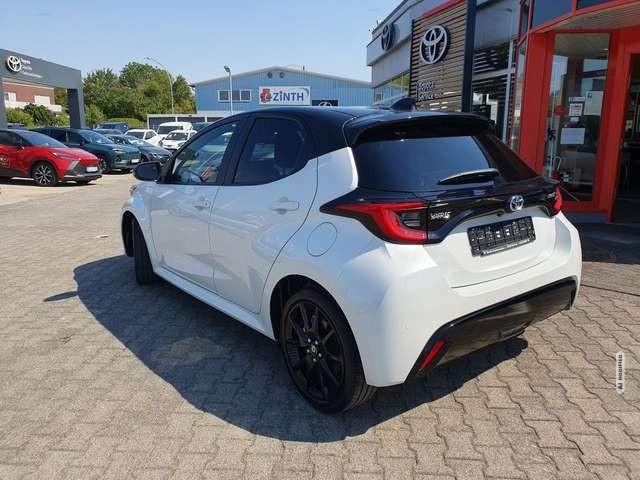 Toyota Yaris Hybrid 1.5 VVT-i Style