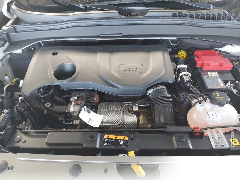 Jeep Renegade 1,3 T-GDI 2WD LIMITED DDCT 8FACH