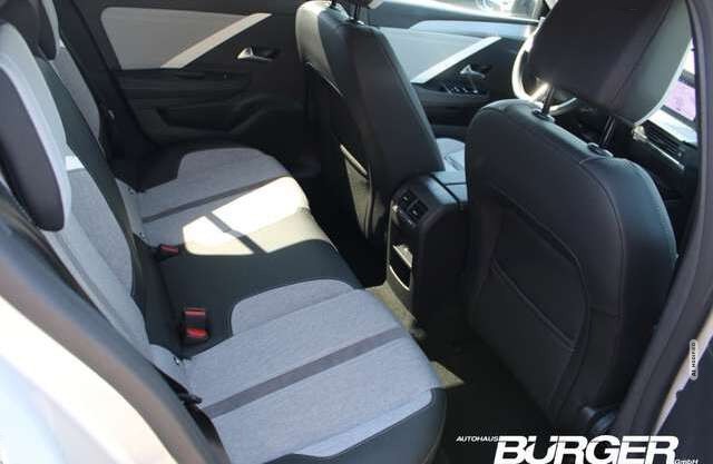 Opel Astra L Elegance Navi AHK Kamera ACC SitzHZG CarPlay Tot