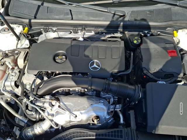Mercedes-Benz A 250 Progressive AUTOMATIK / PANORAMA / E-SITZE / NAVI