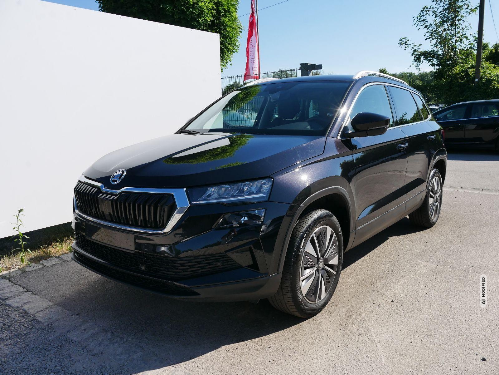 Skoda Karoq Selection 1.5 TSI DSG*ACC*PDC*KAMERA*TEMPOMAT*LED*SMARTLINK*KLIMA*RADIO*17