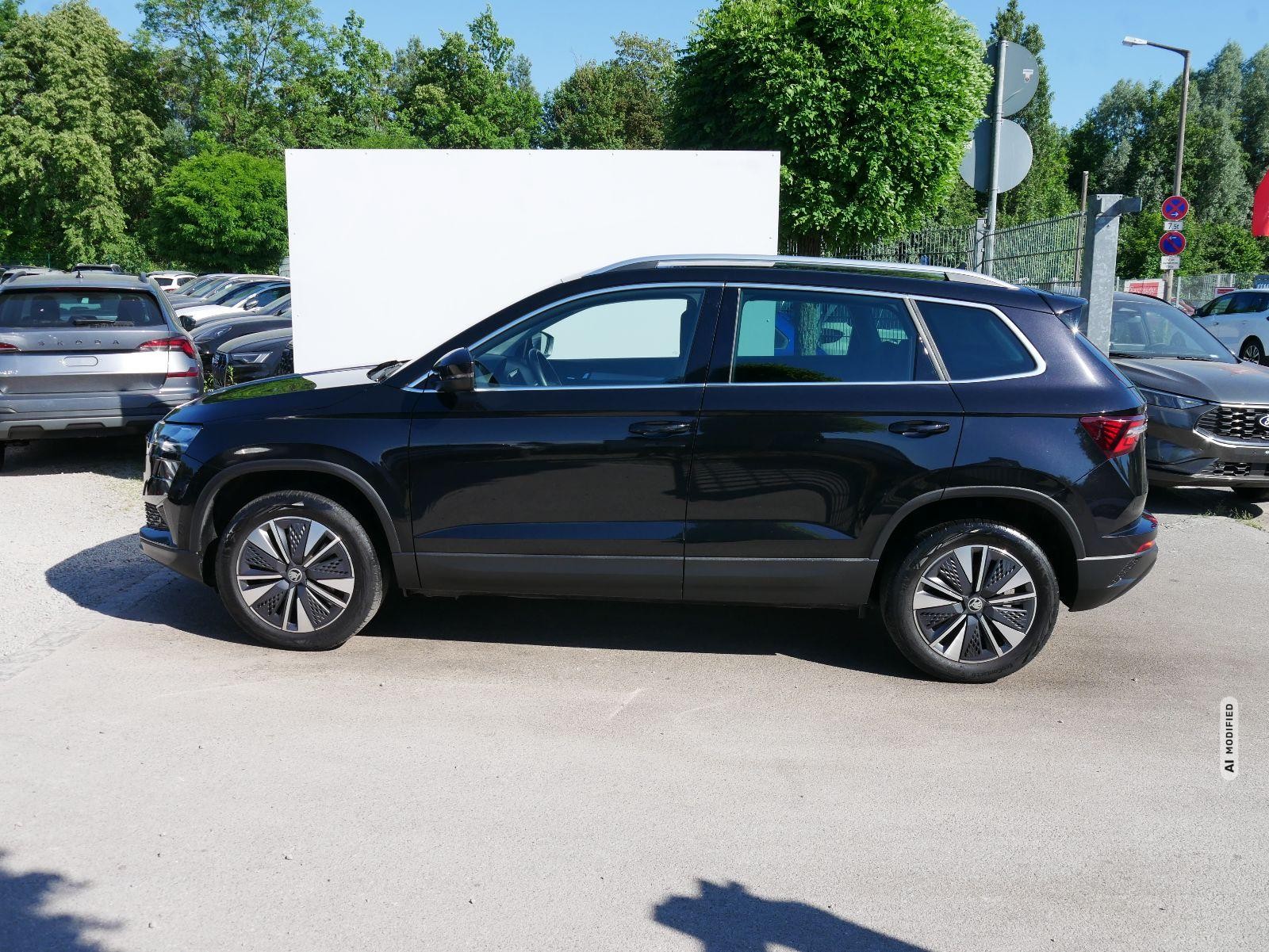 Skoda Karoq Selection 1.5 TSI DSG*ACC*PDC*KAMERA*TEMPOMAT*LED*SMARTLINK*KLIMA*RADIO*17