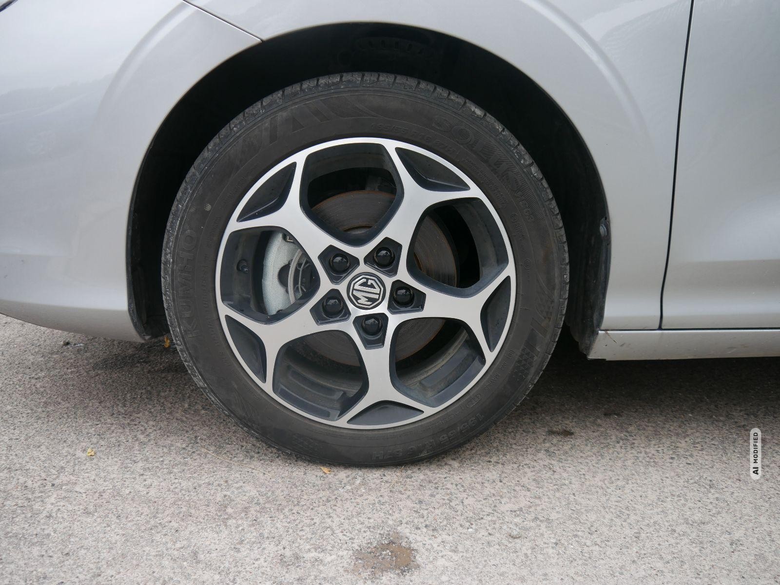 MG MG3 COMFORT 1.5 VTi-tech*NAVI*RÜCKFAHRKAMERA*LED*PDC*SMARTLINK*