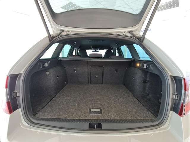 Skoda Octavia RS, LED, Navi, Kamera, 1.Hand, Scheckheft, elek...