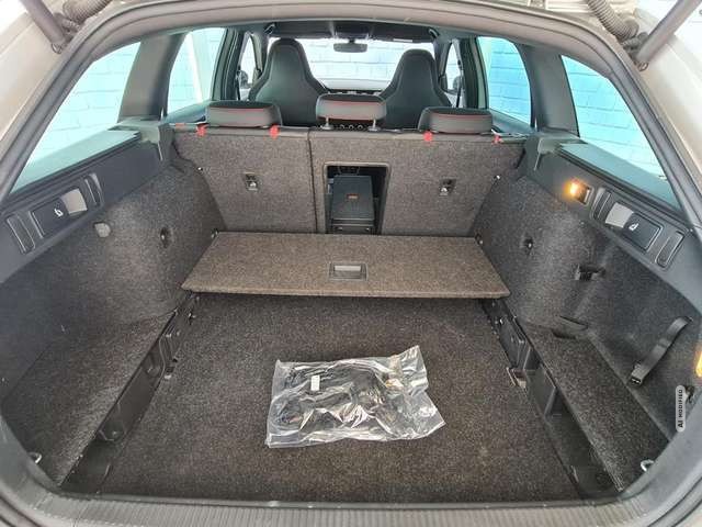 Skoda Octavia RS, LED, Navi, Kamera, 1.Hand, Scheckheft, elek...