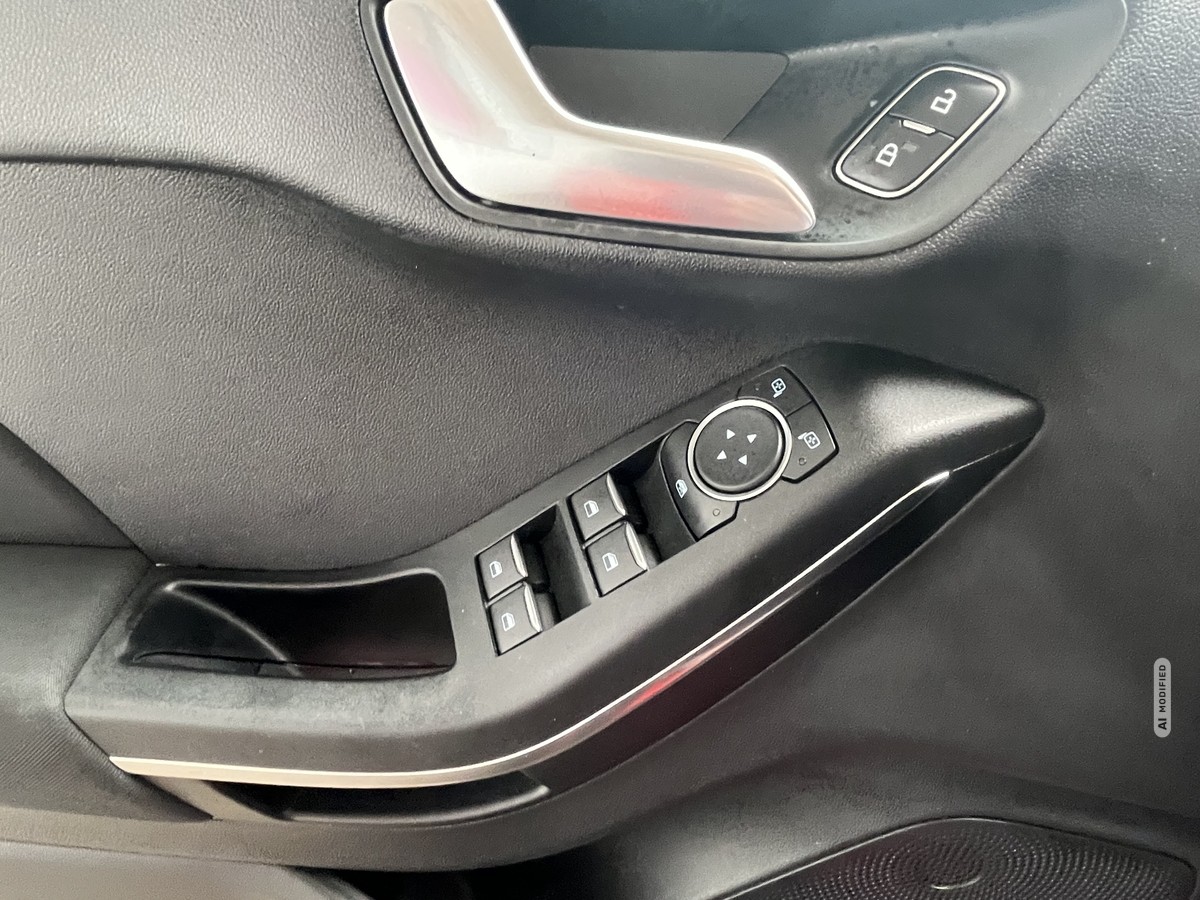 Ford Fiesta 1.0 EB ST-LINE KLIMA PDC SHZ AHK  WINTER-PAKET ALU 