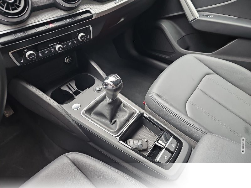 Audi Q2 30 TFSI Navi LED el.Heckklappe LM16