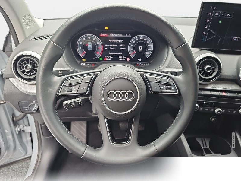 Audi Q2 30 TFSI Navi LED el.Heckklappe LM16