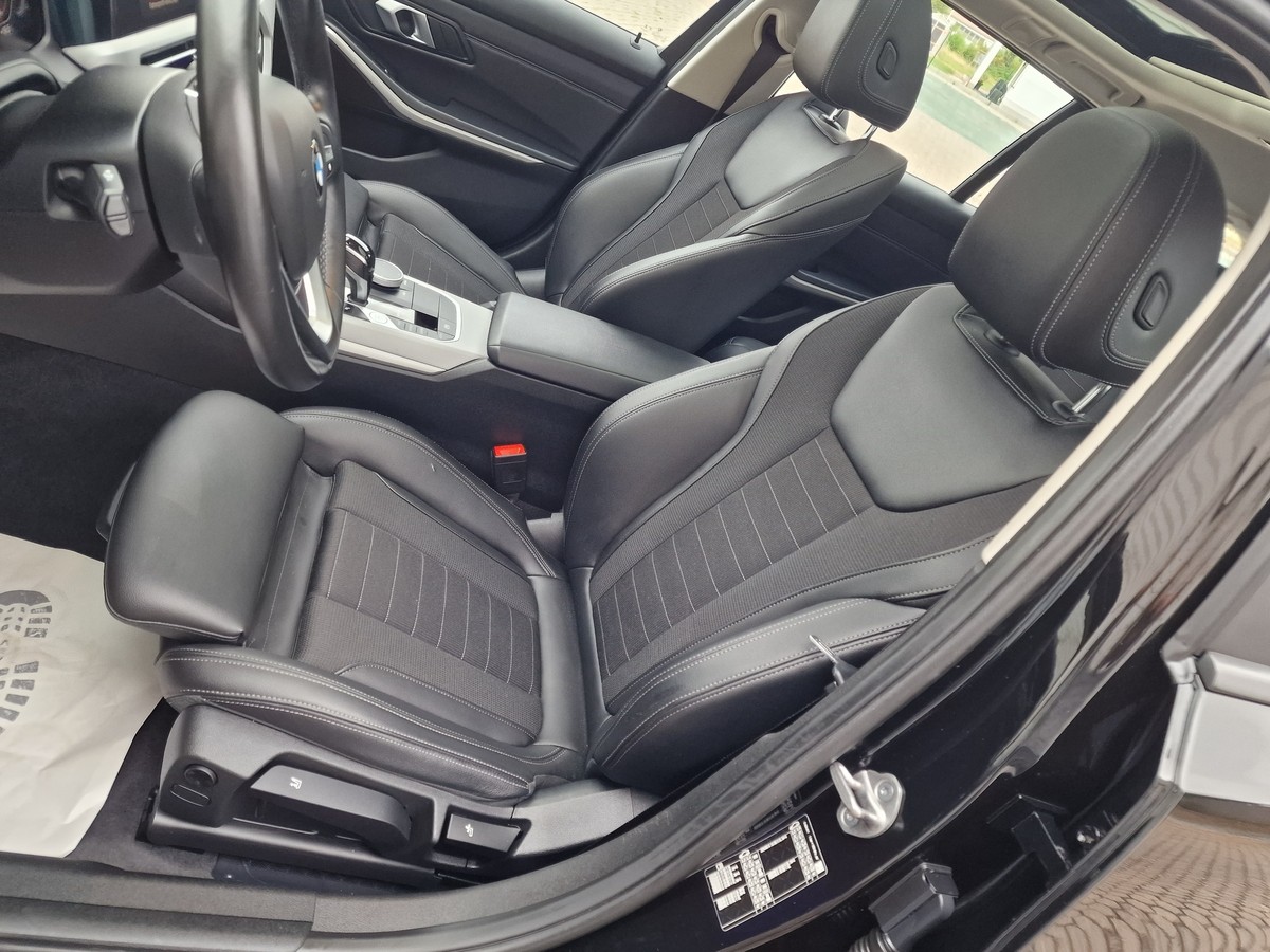 BMW 318d*Sportsitze*Pano*Live Cockpit Prof.*DAB*LED