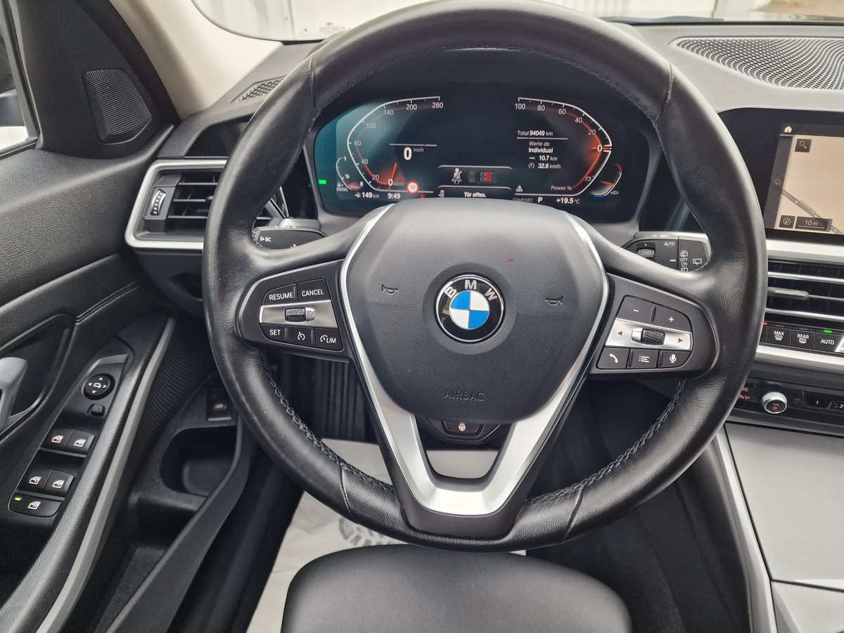 BMW 318d*Sportsitze*Pano*Live Cockpit Prof.*DAB*LED