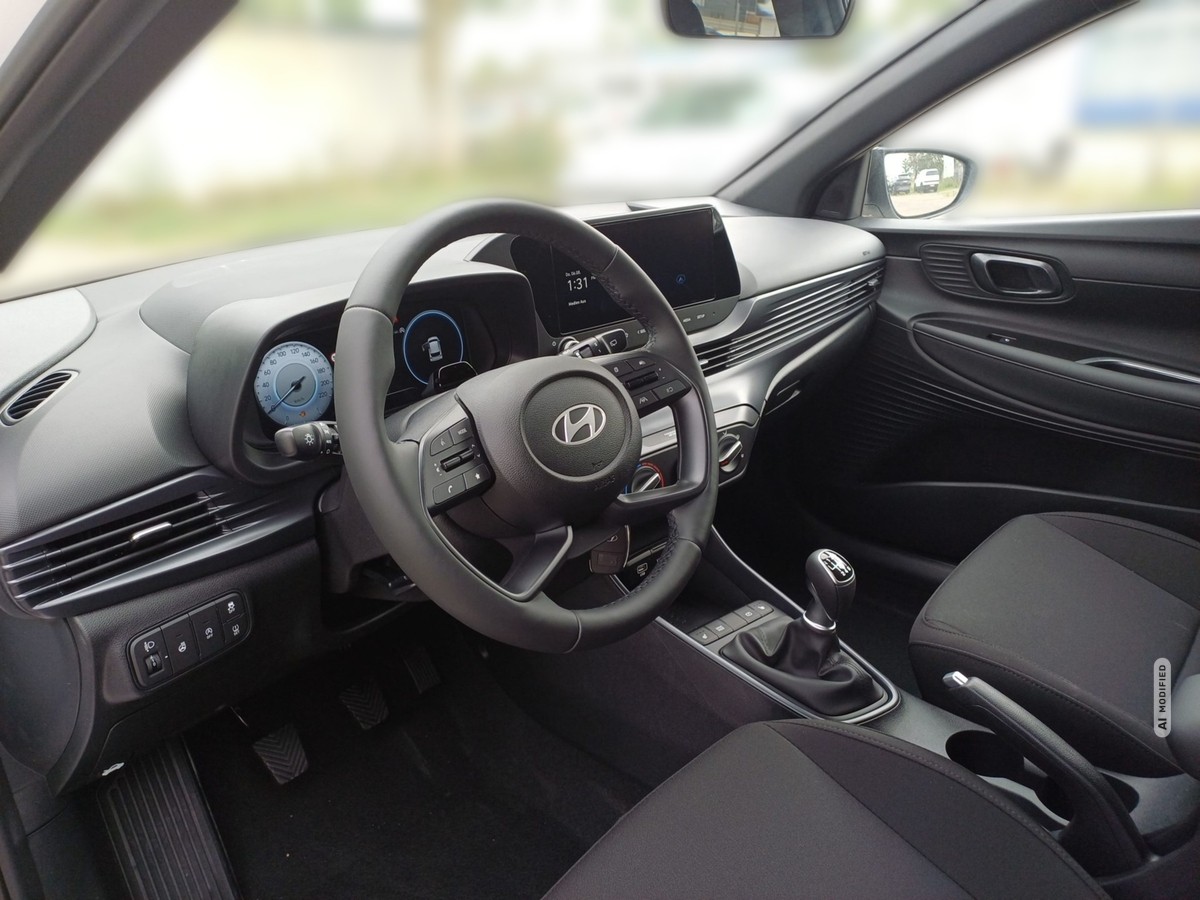 Hyundai i20 1.0 T-GDI 6-MT Blackline MY26 App Navi Kamera PDC