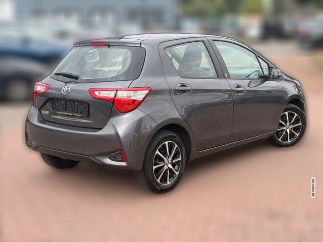Toyota Yaris Team D SHZ Kamera Spurhalteass. Fernlichtass. Verk