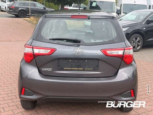 Toyota Yaris Team D SHZ Kamera Spurhalteass. Fernlichtass. Verk