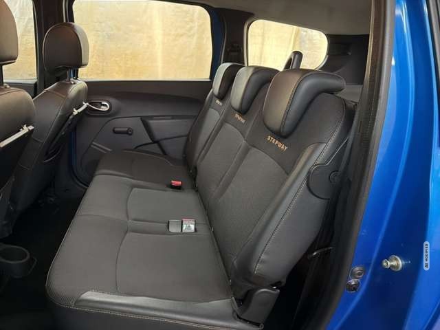 Dacia Lodgy Stepway Celebration 1.2 TCe Navi Carplay