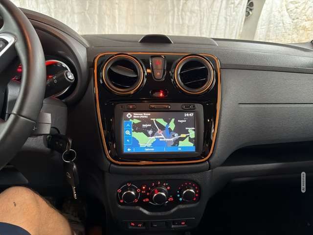 Dacia Lodgy Stepway Celebration 1.2 TCe Navi Carplay