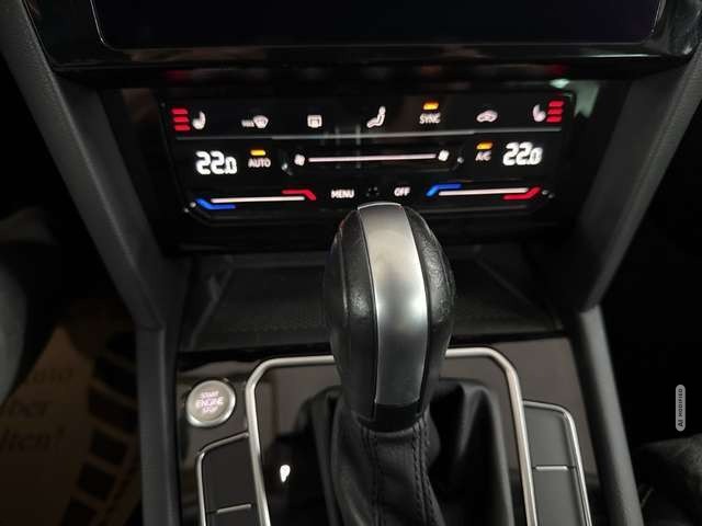 Volkswagen Passat 2.0TDI Business LED KAMERANAVICARPLAY ACC