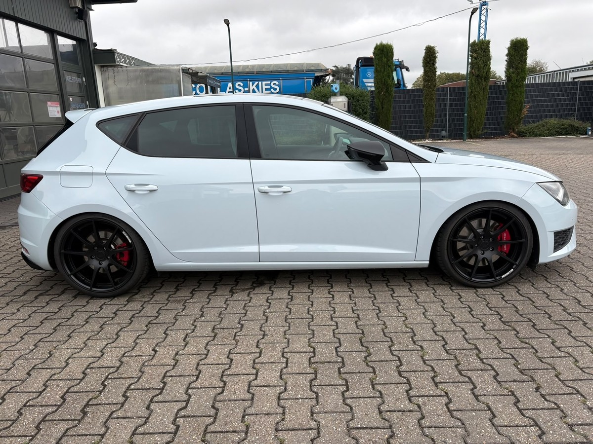 Seat Leon SC DSG Pano KW Gewinde Bull X AGA APR