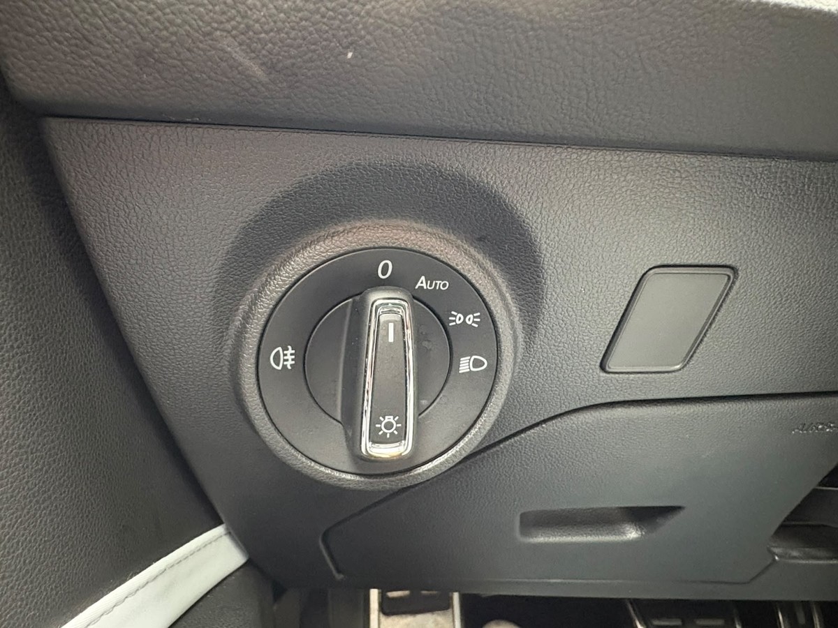 Seat Leon SC DSG Pano KW Gewinde Bull X AGA APR
