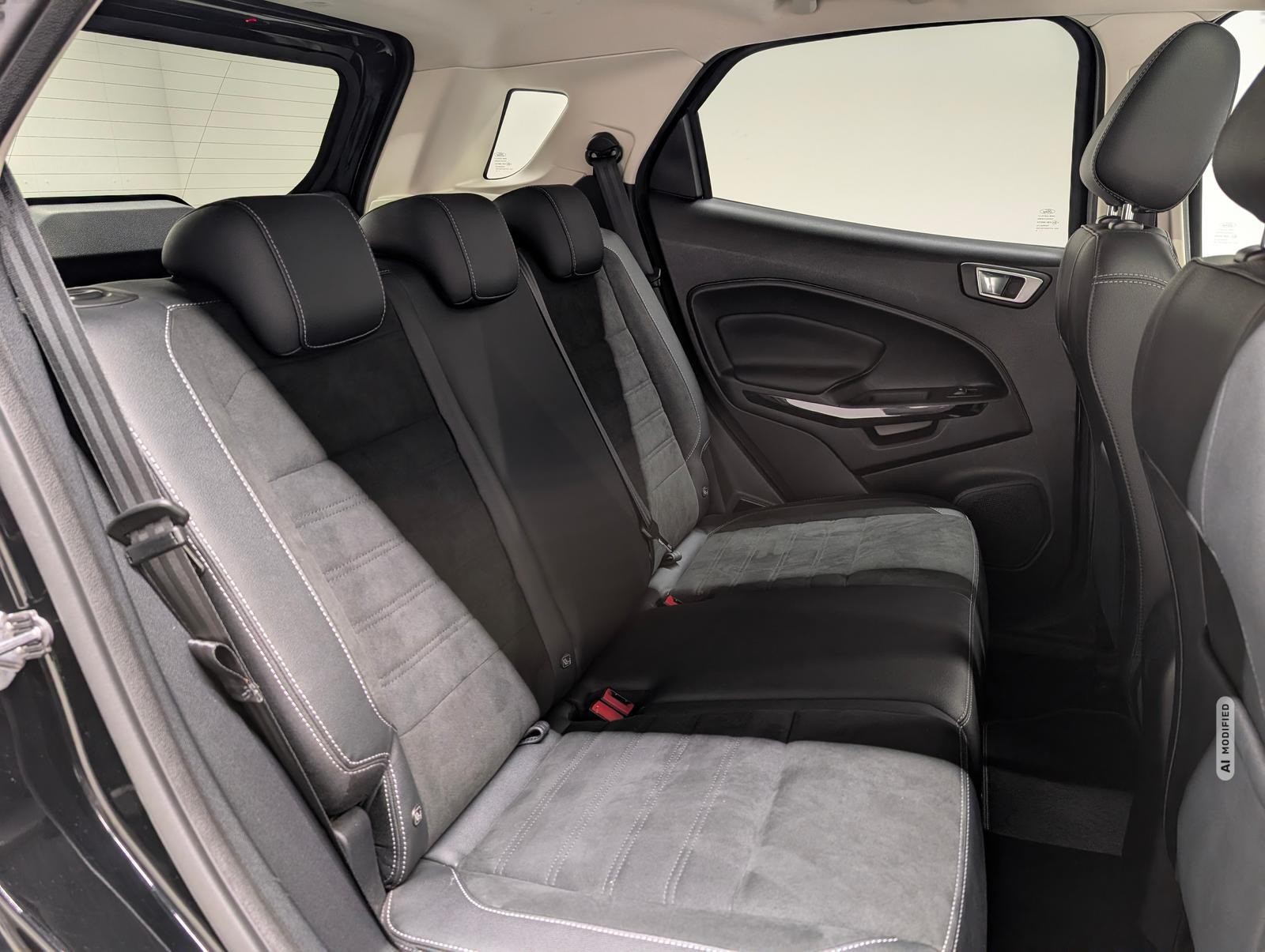 Ford EcoSport ST-Line Xenon/Navi/B&O/GSD/SHZ/Kam/18LM