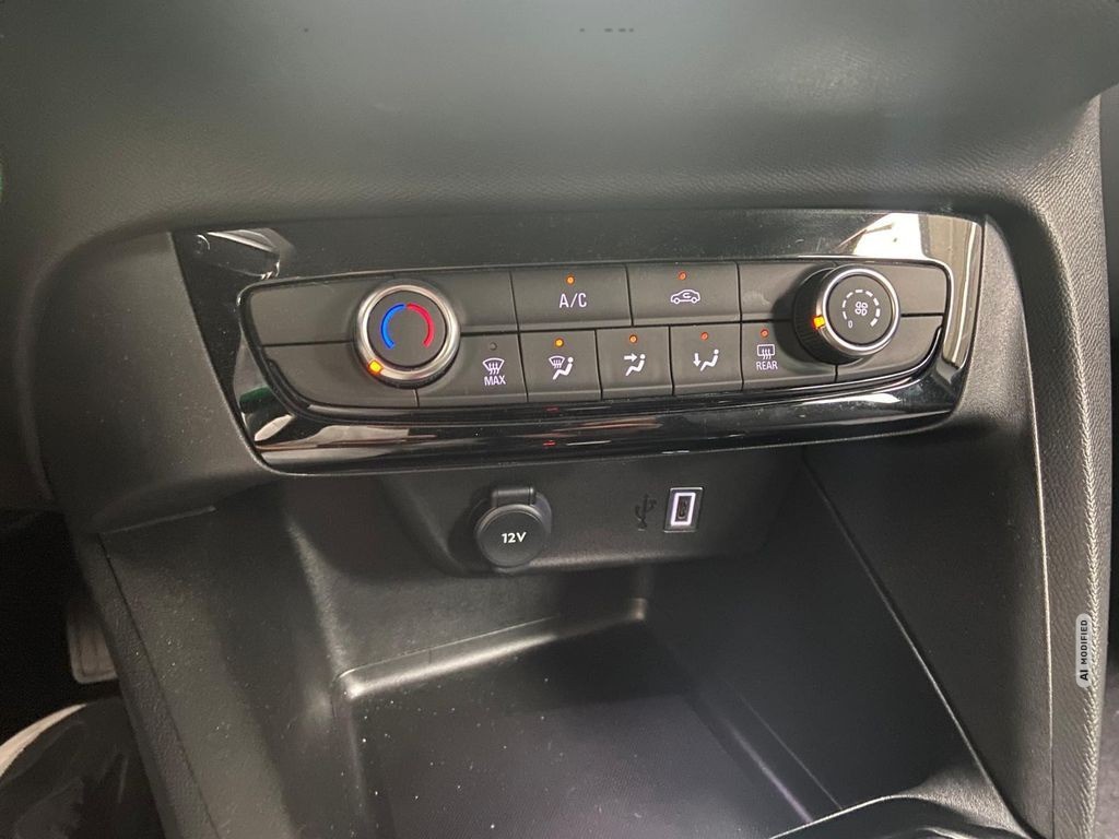 Opel Corsa F Kamera Sportsitze Digitalcock Tempo LED
