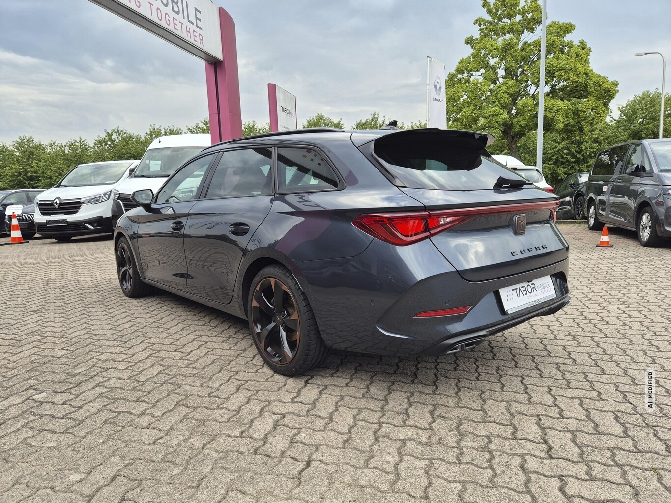 Cupra Leon Sportstourer 1.5 eTSI 150 DSG Matrix Nav