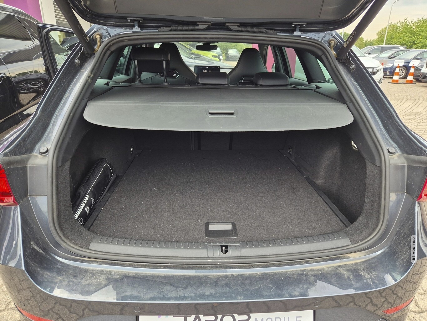 Cupra Leon Sportstourer 1.5 eTSI 150 DSG Matrix Nav