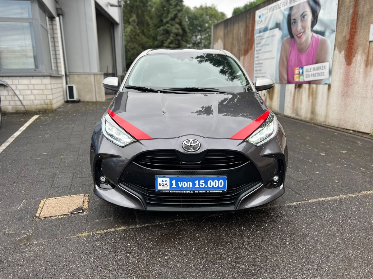 Toyota Yaris 1.5 VVT-i Comfort - R.Kamera - PDC - Alu - T.omat